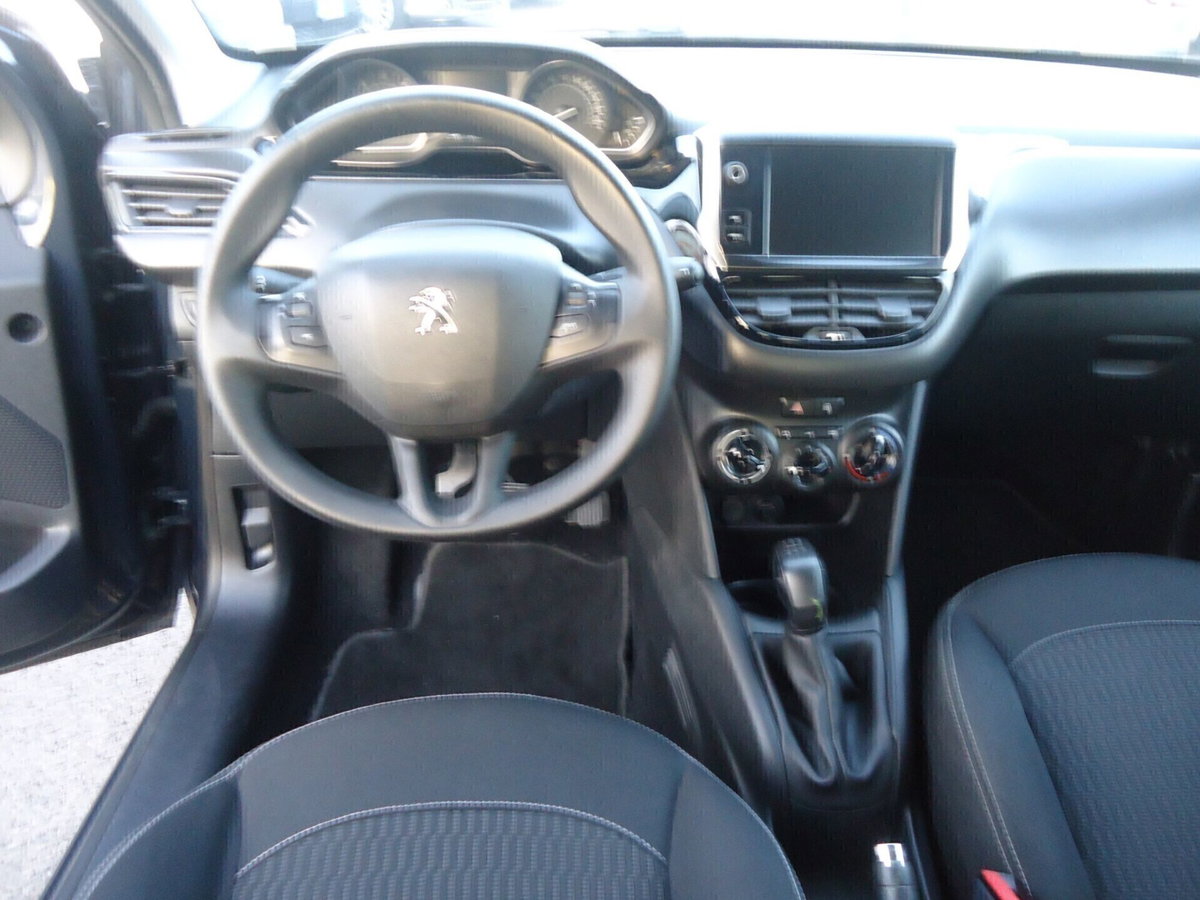 Peugeot 208 75 5 porte Active (13)