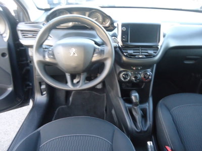 Peugeot 208 75 5 porte Active (13)