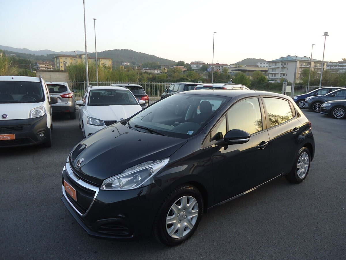 Peugeot 208 75 5 porte Active (8)