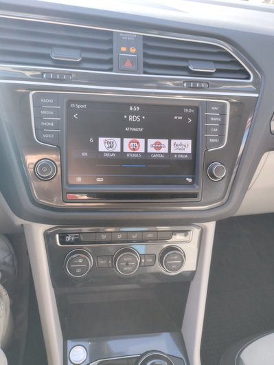Volkswagen Tiguan 2.0 TDI SCR 4MOTION Style BlueMotion Technology (11)