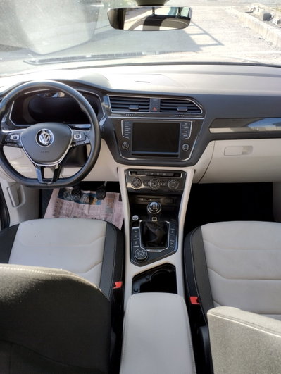 Volkswagen Tiguan 2.0 TDI SCR 4MOTION Style BlueMotion Technology (9)