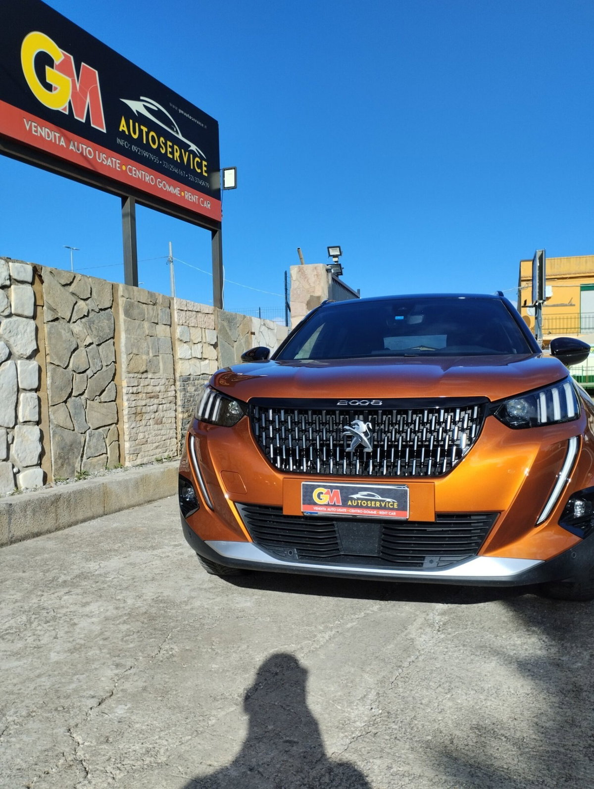 Peugeot 2008 PureTech 130 S&S EAT8 GT Pack (2)