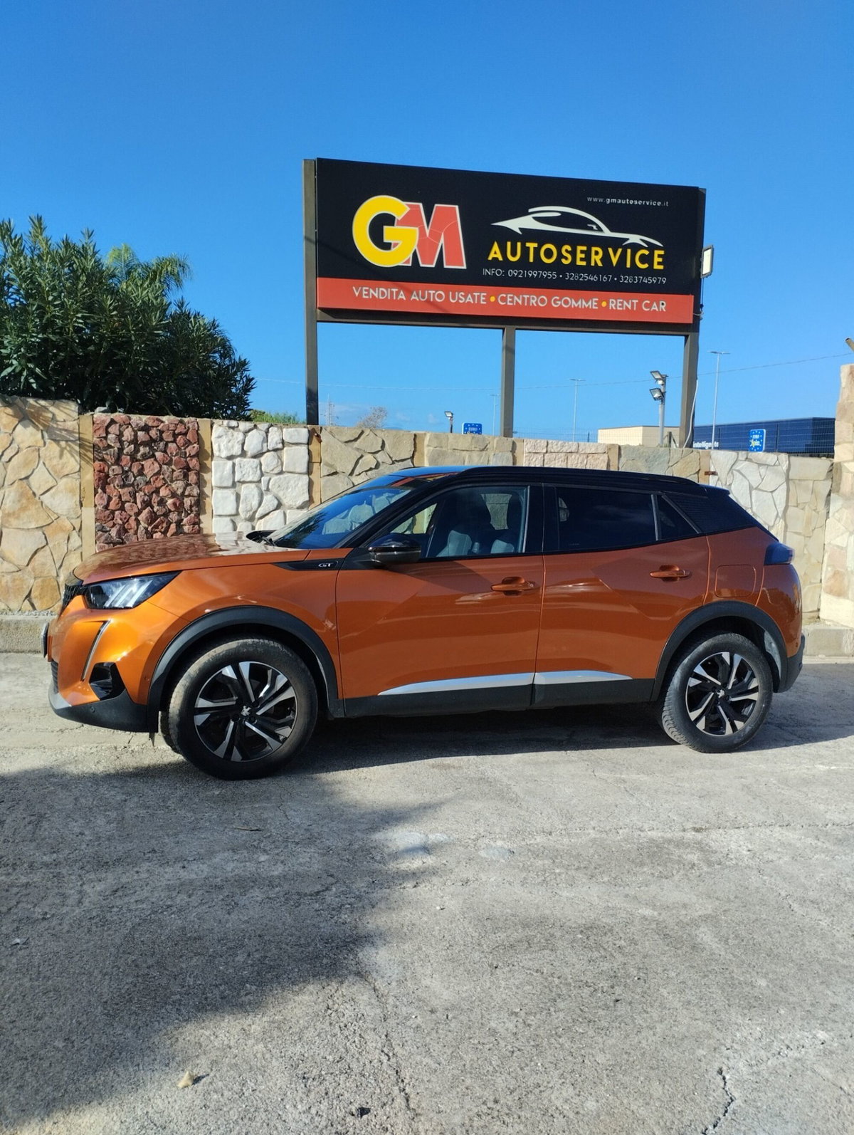 Peugeot 2008 PureTech 130 S&S EAT8 GT Pack (3)