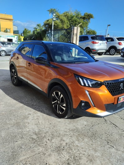Peugeot 2008 PureTech 130 S&S EAT8 GT Pack (7)