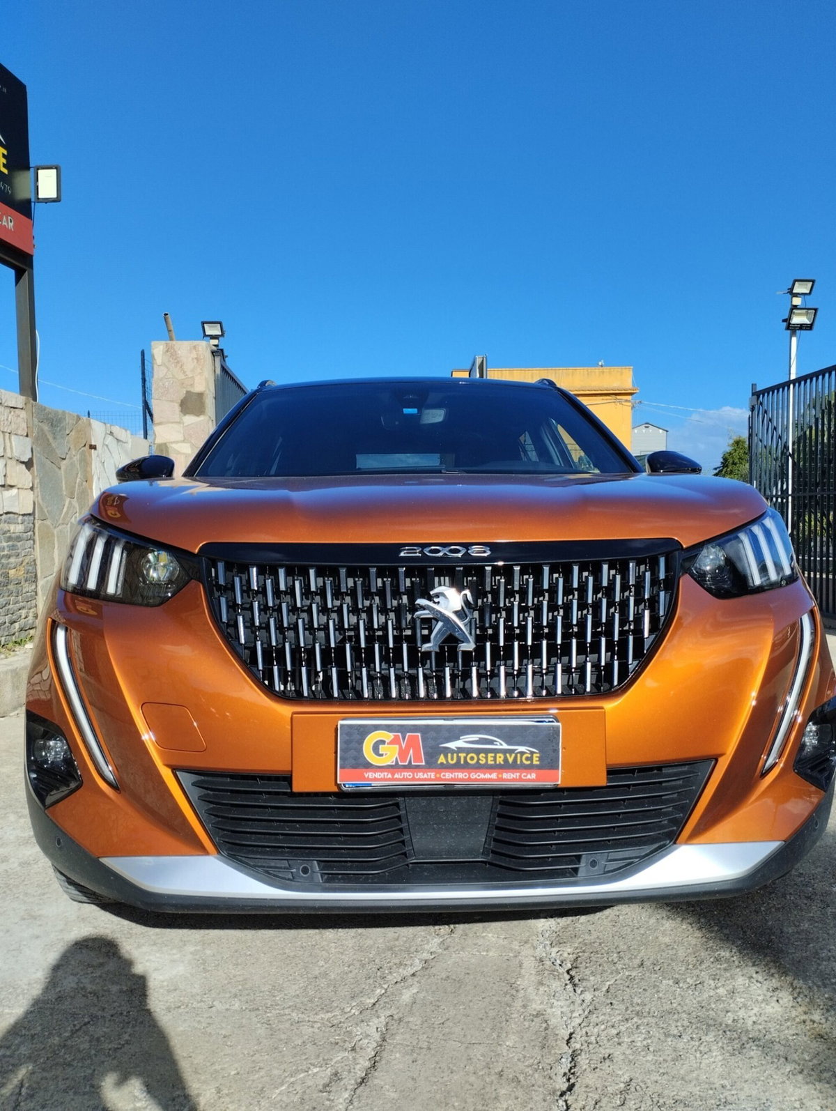 Peugeot 2008 PureTech 130 S&S EAT8 GT Pack (8)