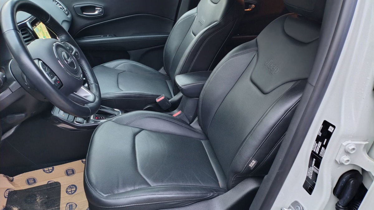Jeep Compass 1.3 T4 240CV PHEV AT6 4xe S (12)