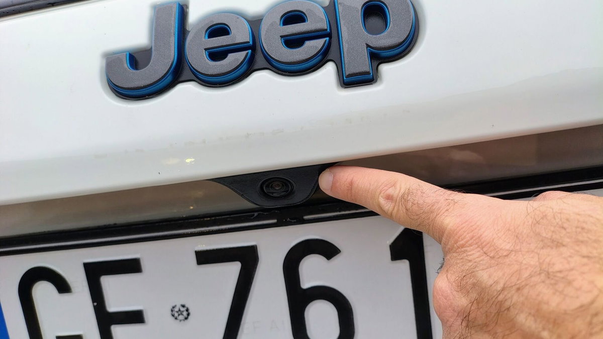 Jeep Compass 1.3 T4 240CV PHEV AT6 4xe S (18)