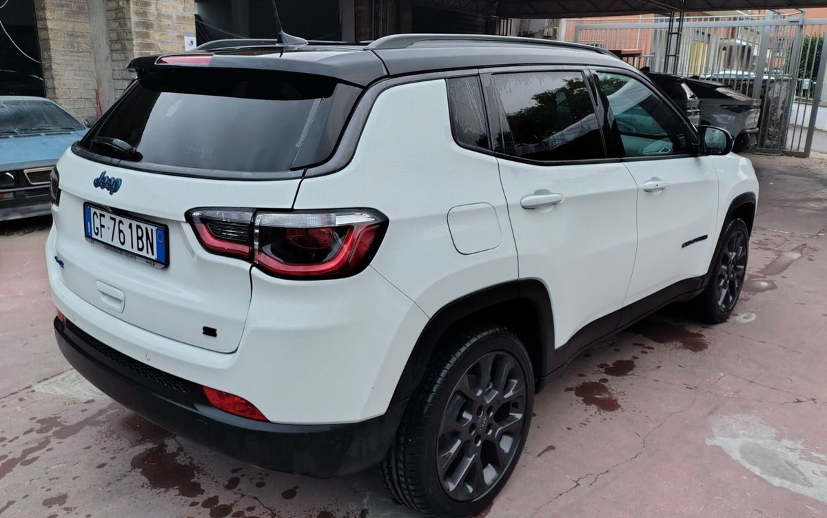Jeep Compass 1.3 T4 240CV PHEV AT6 4xe S (5)