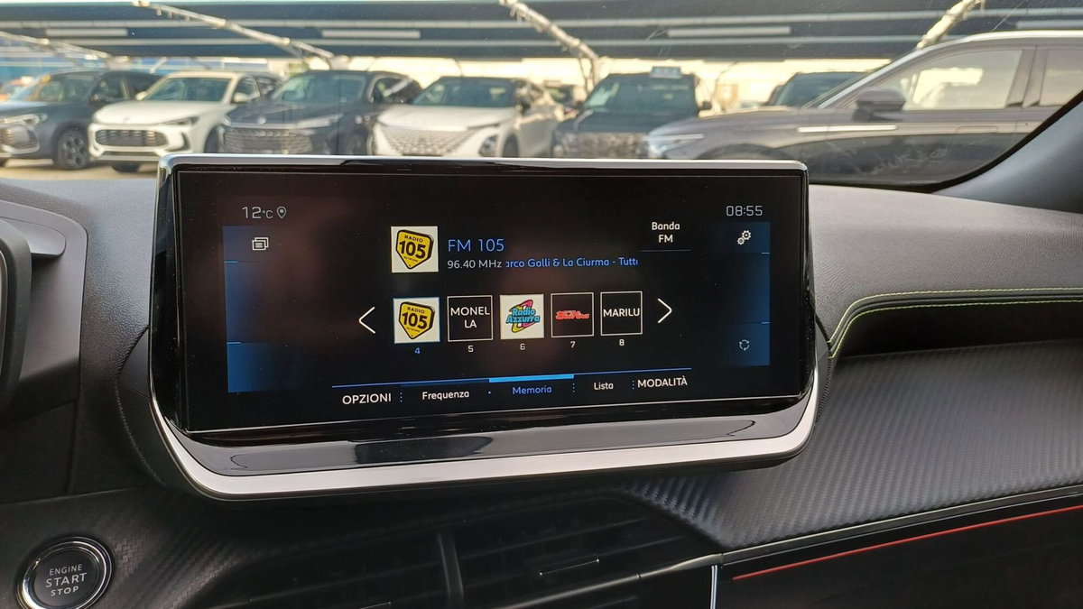Peugeot 2008 BlueHDi 110 S&S GT (12)