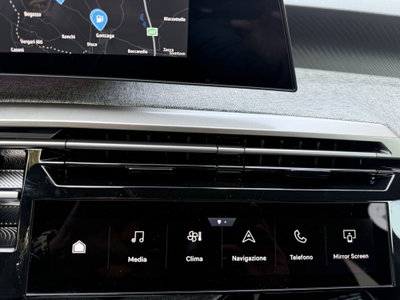 Peugeot 3008 1.2 hybrid Allure 145cv e-dcs6 (15)