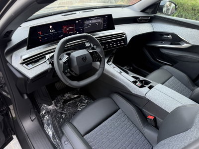 Peugeot 3008 1.2 hybrid Allure 145cv e-dcs6 (17)