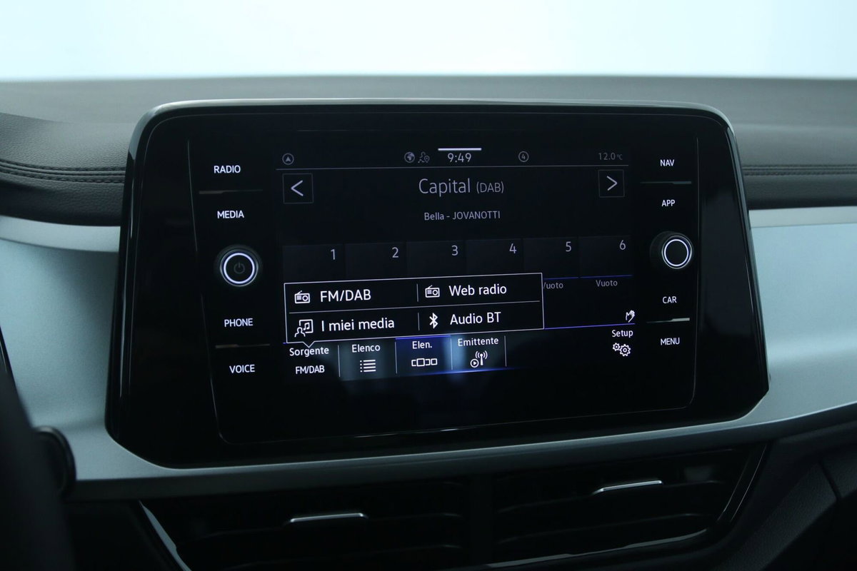 Volkswagen T-Roc 1.0 tsi Edition 115cv (16)