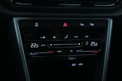 Volkswagen T-Roc 1.0 tsi Sport 115cv (18)