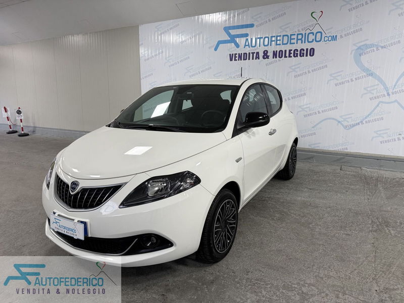 Lancia Ypsilon 1.0 FireFly 5 porte S&S Hybrid Alberta Ferretti