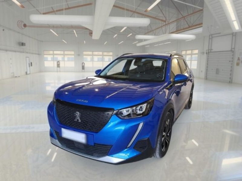 Peugeot 2008 BlueHDi 100 S&S Allure Navi Pack