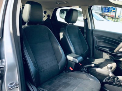 Ford EcoSport 1.5 TDCi 125 CV Start&Stop AWD ST-Line Black Edition (10)