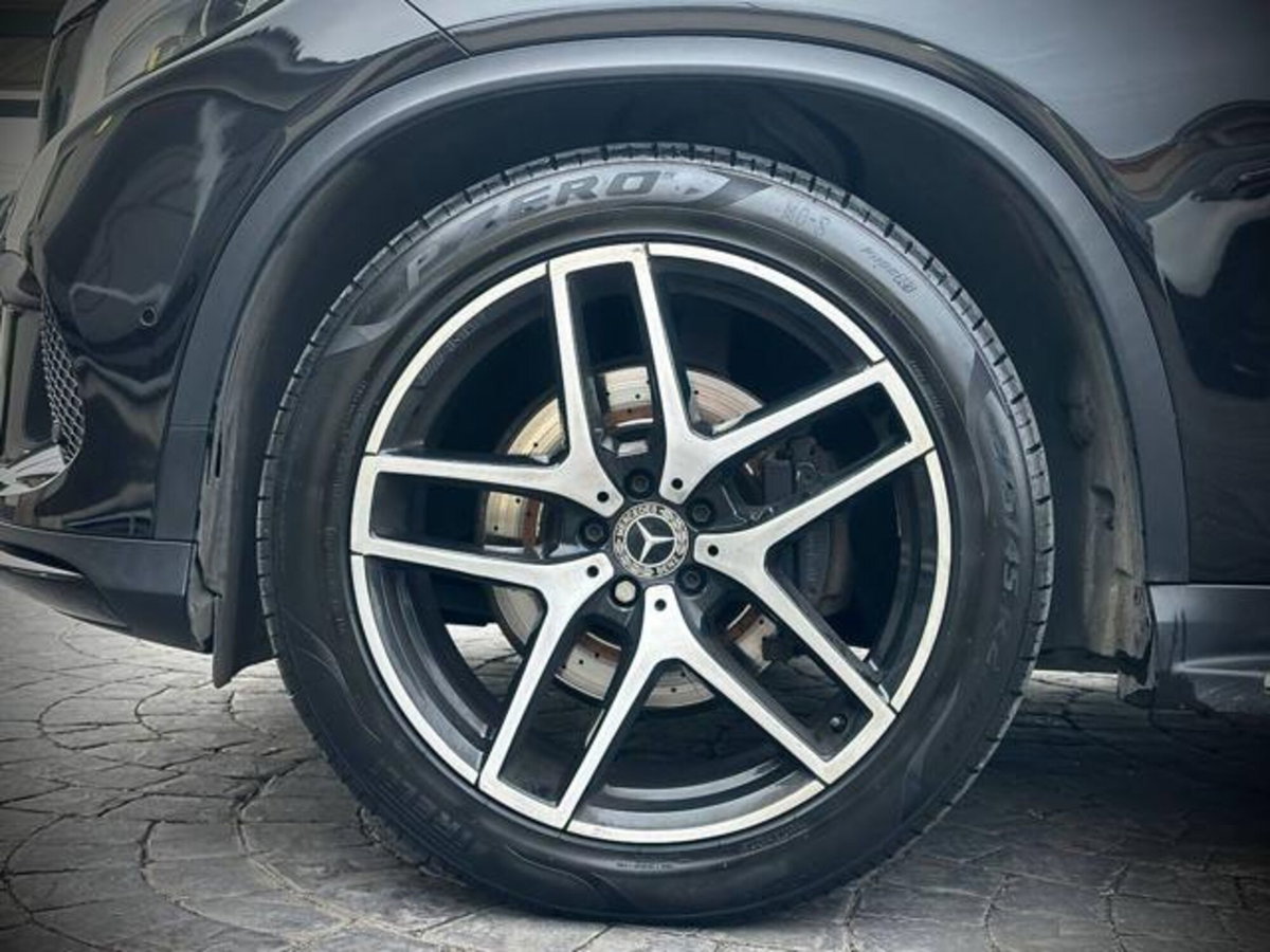 Mercedes-Benz GLE Coupé 350 d 4Matic Coupé Premium (14)