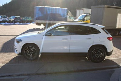 Mercedes-Benz GLA SUV 220 d Edition AMG Line 4matic auto (6)