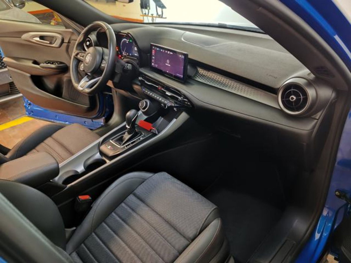 Alfa Romeo Tonale 1.6 Sprint 130cv tct6 (12)