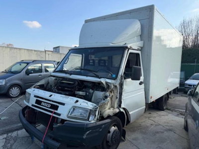 Iveco Daily Furgone 35.10 2.8 TD PM-TA Furg.Classic usato