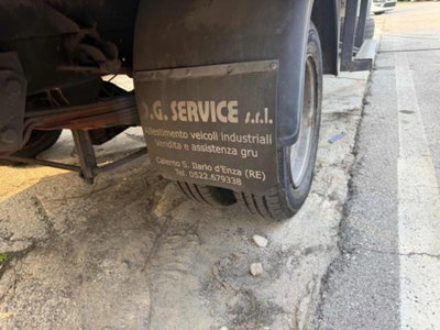 Iveco Daily Furgone 35.10 2.8 TD PM-TA Furg.Classic (2)