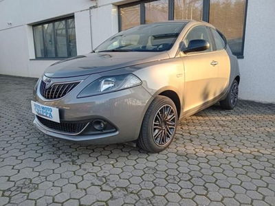 Lancia Ypsilon 1.0 FireFly 5 porte S&S Hybrid Gold Plus usata