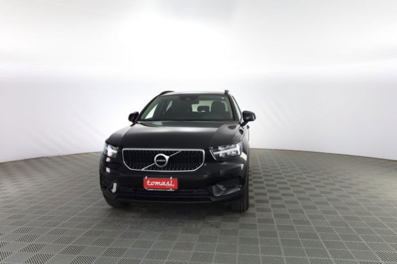 Volvo XC40 T2 Geartronic Momentum Core