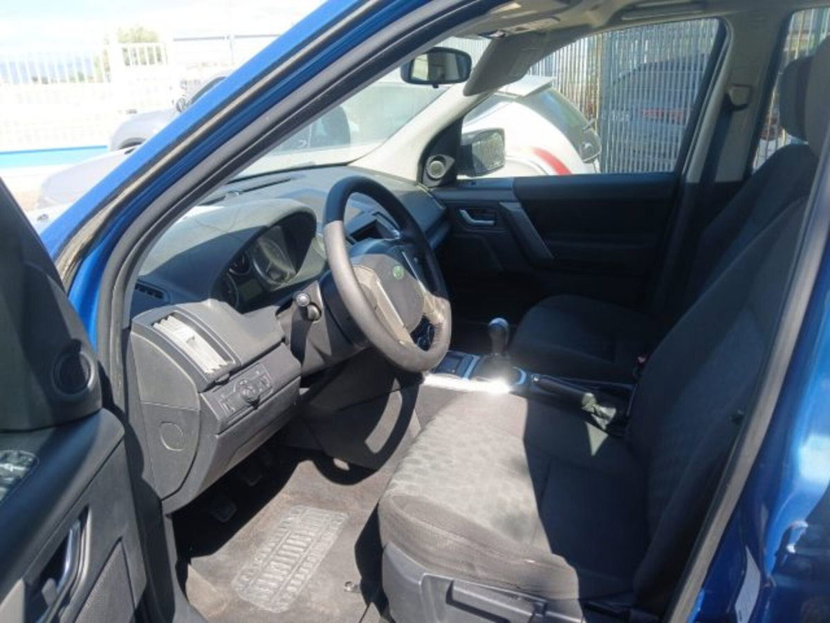 Land Rover Freelander 2.2 TD4 S.W. E (3)