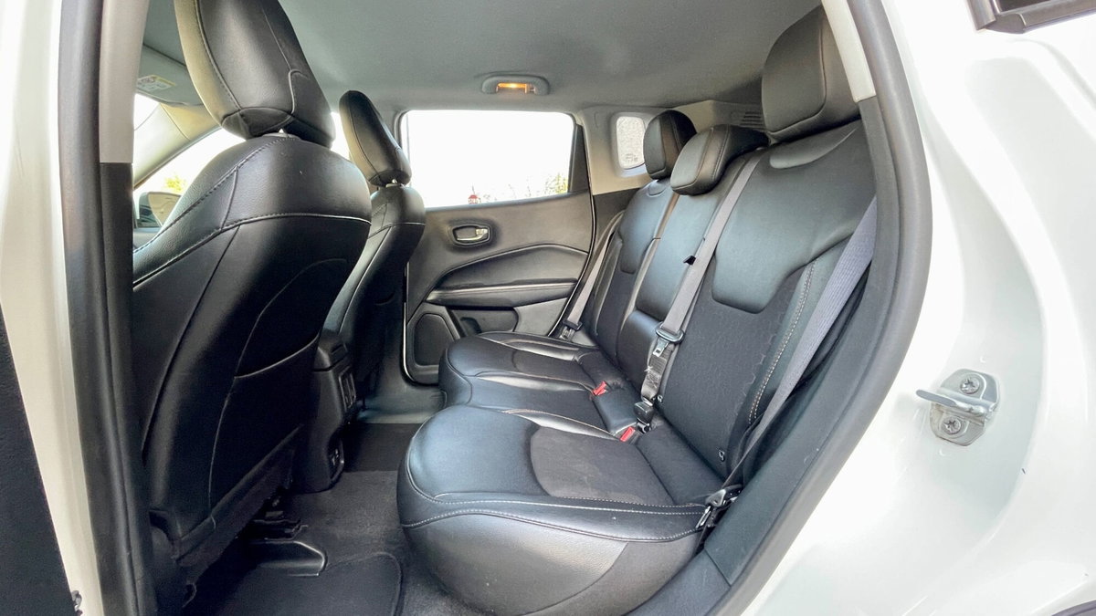 Jeep Compass 2.0 Multijet II 4WD Limited (11)