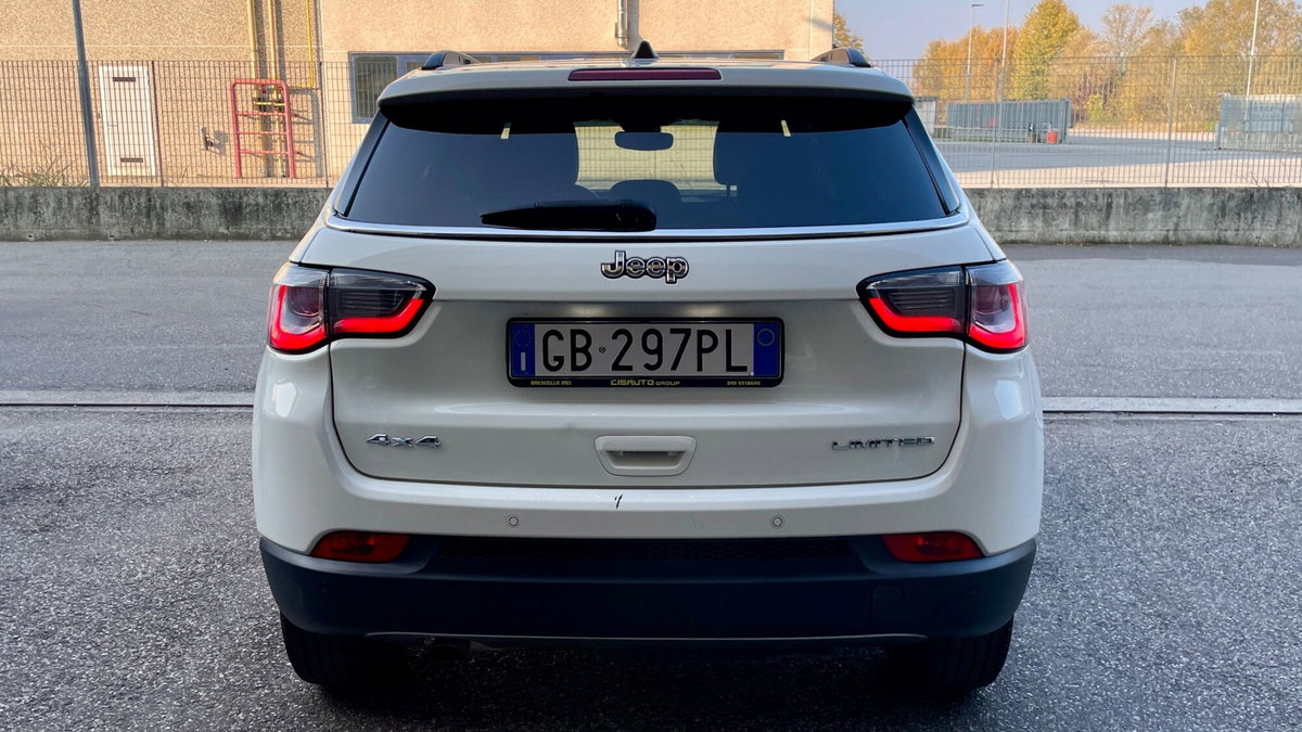 Jeep Compass 2.0 Multijet II 4WD Limited (7)