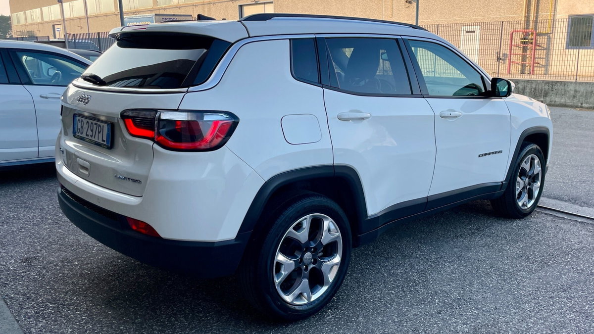 Jeep Compass 2.0 Multijet II 4WD Limited (8)