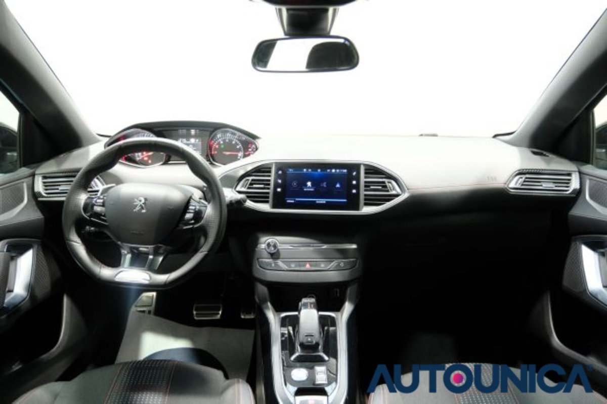 Peugeot 308 PureTech Turbo 130 S&S EAT8 GT Line (10)