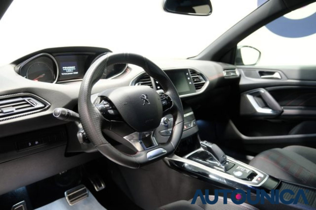 Peugeot 308 PureTech Turbo 130 S&S EAT8 GT Line (5)