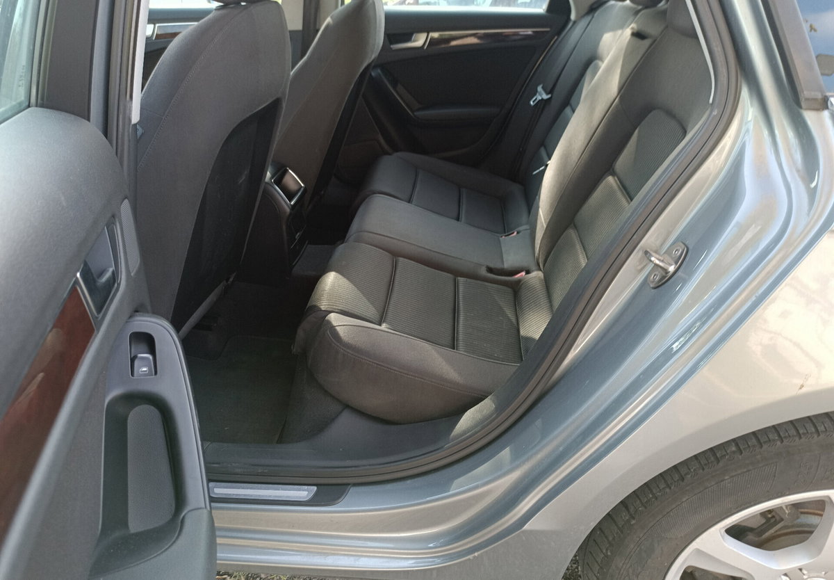 Audi A4 Avant 2.0 TDI 143CV F.AP. Advanced (6)