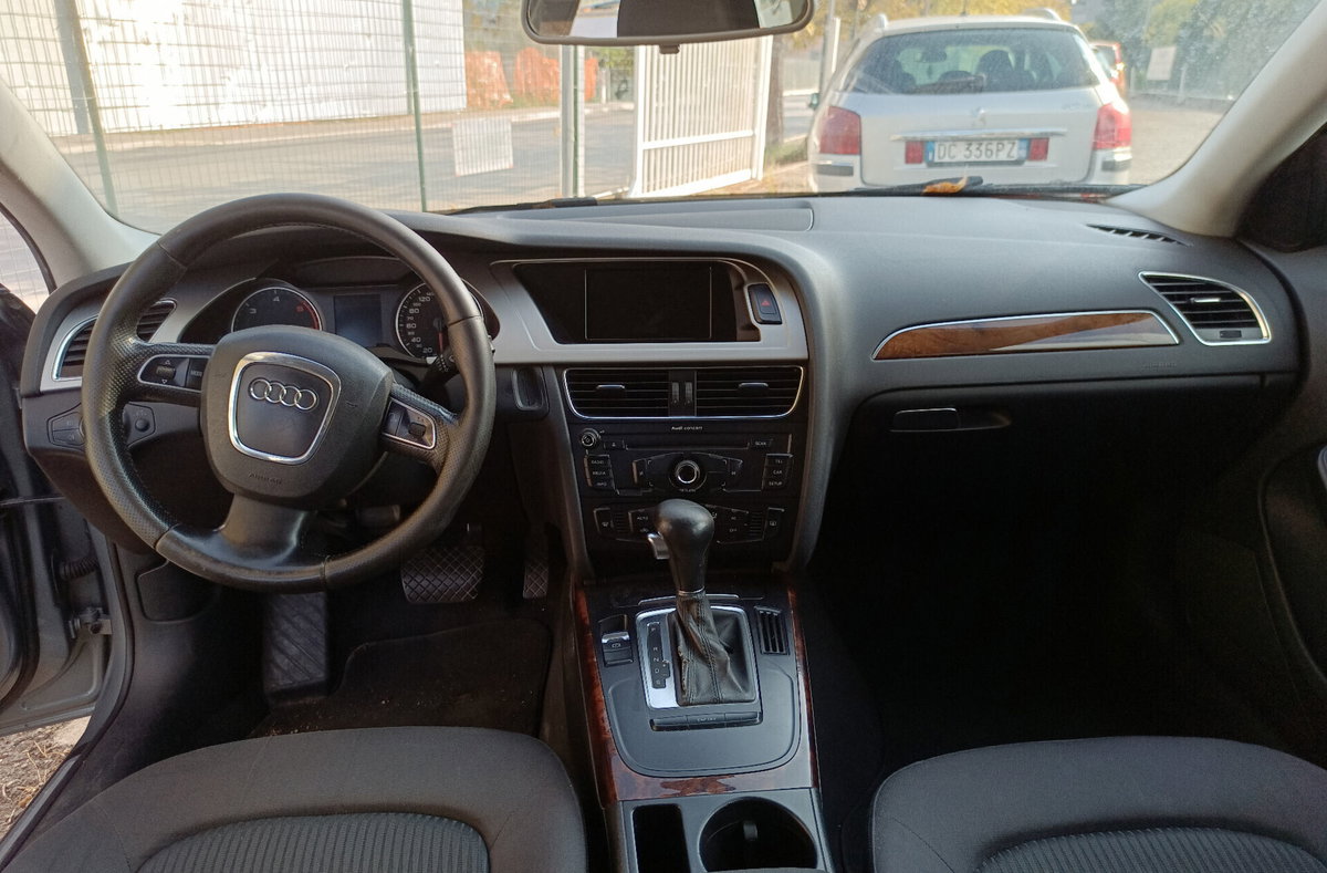 Audi A4 Avant 2.0 TDI 143CV F.AP. Advanced (7)