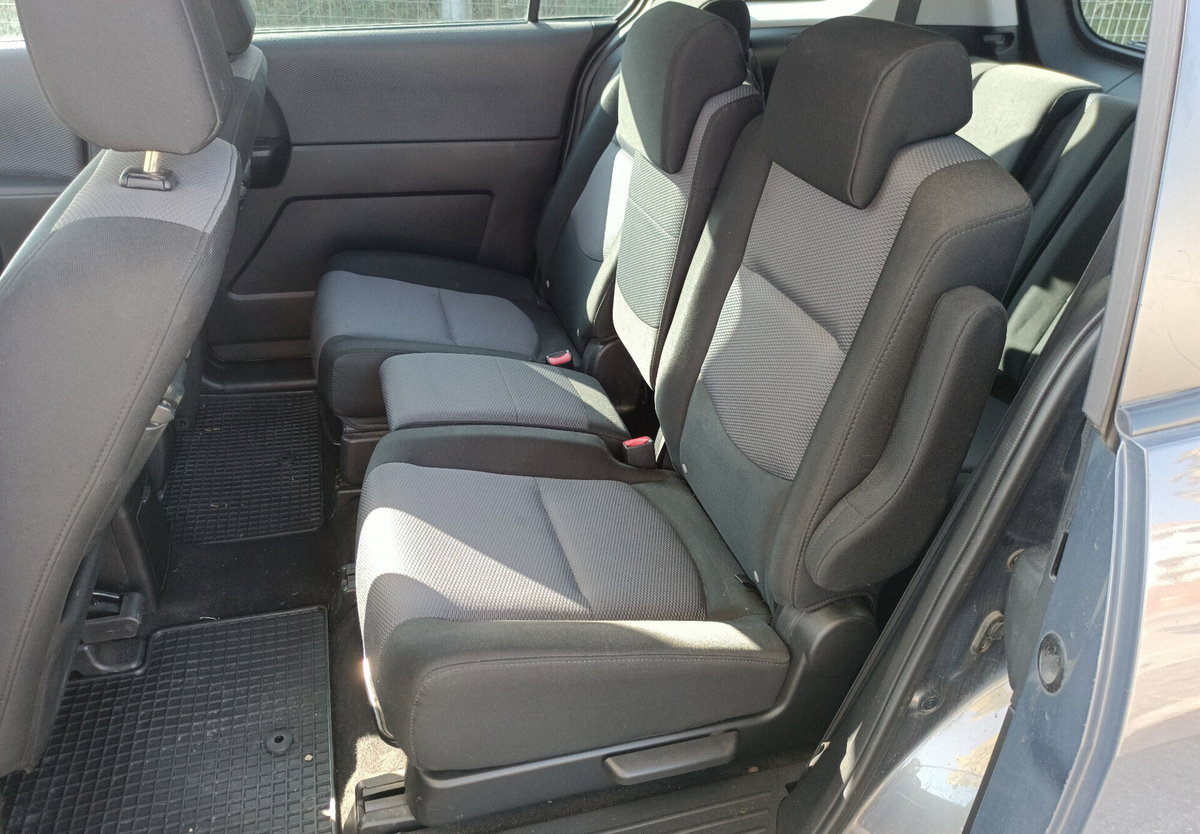 Mazda Mazda6 Hatchback MY'06 2.0 CD 16V 143CV 5p. Tour. (7)