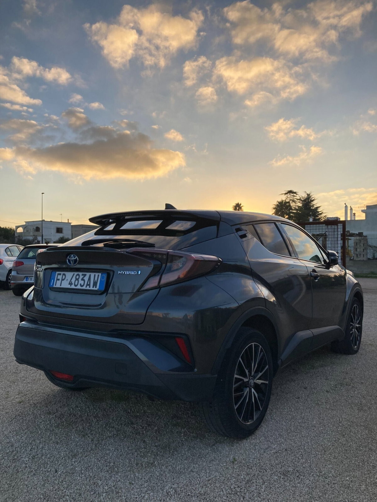 Toyota Toyota C-HR 1.8 Hybrid E-CVT Style (3)