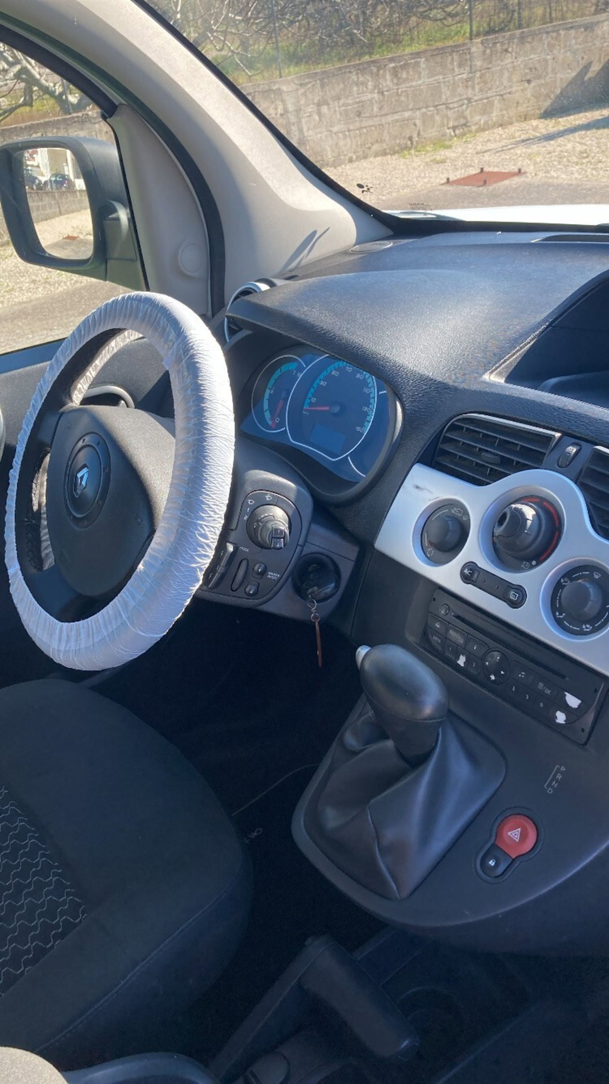 Renault Kangoo Z.E. 4p. Express (12)