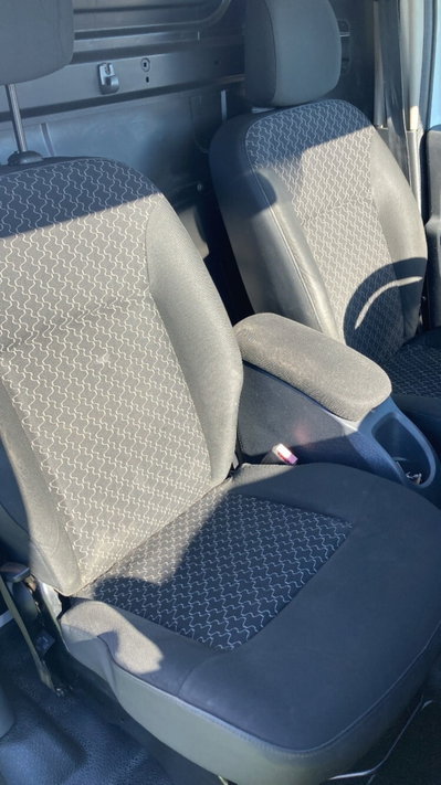 Renault Kangoo Z.E. 4p. Express (16)