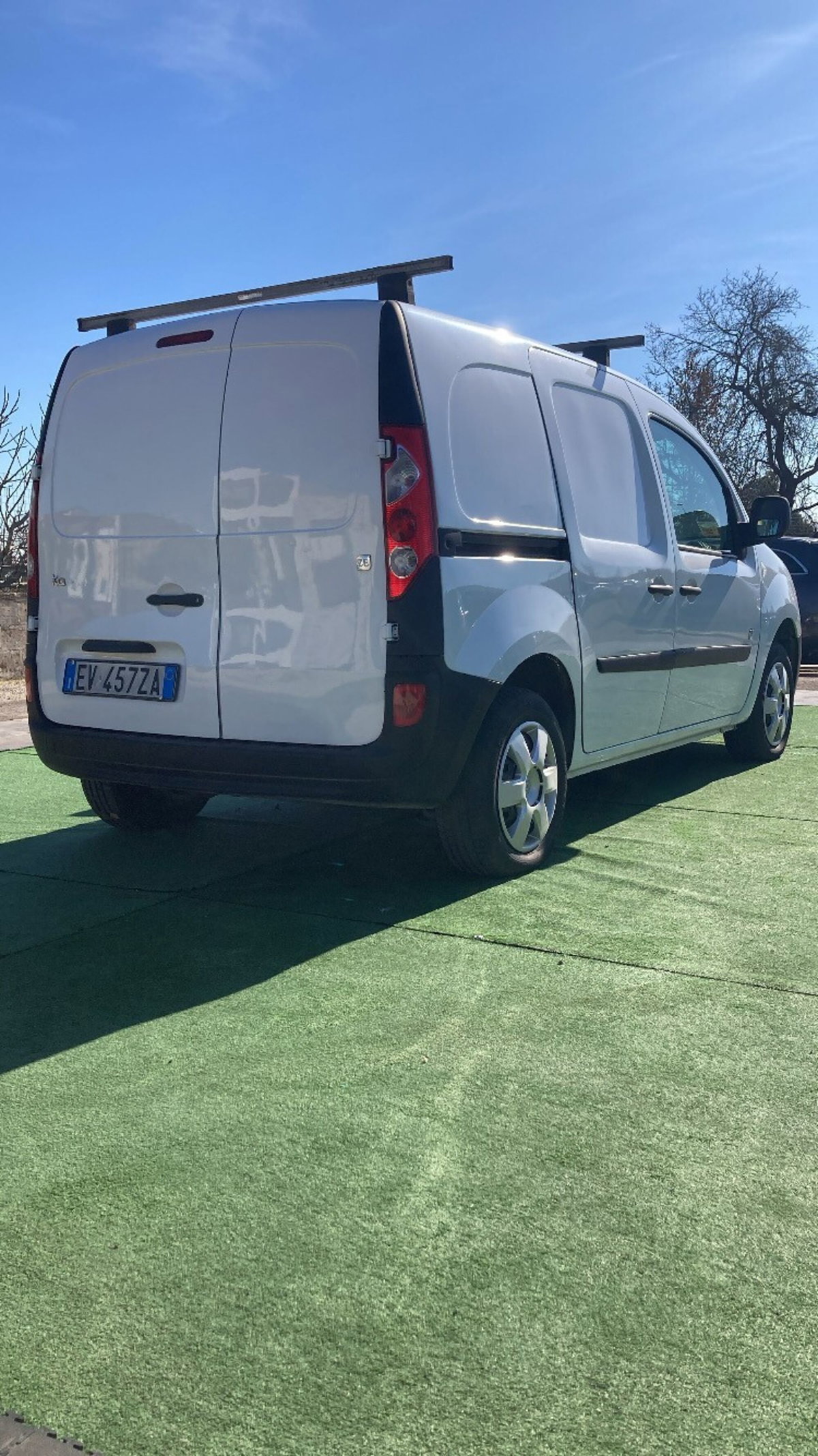 Renault Kangoo Z.E. 4p. Express (3)