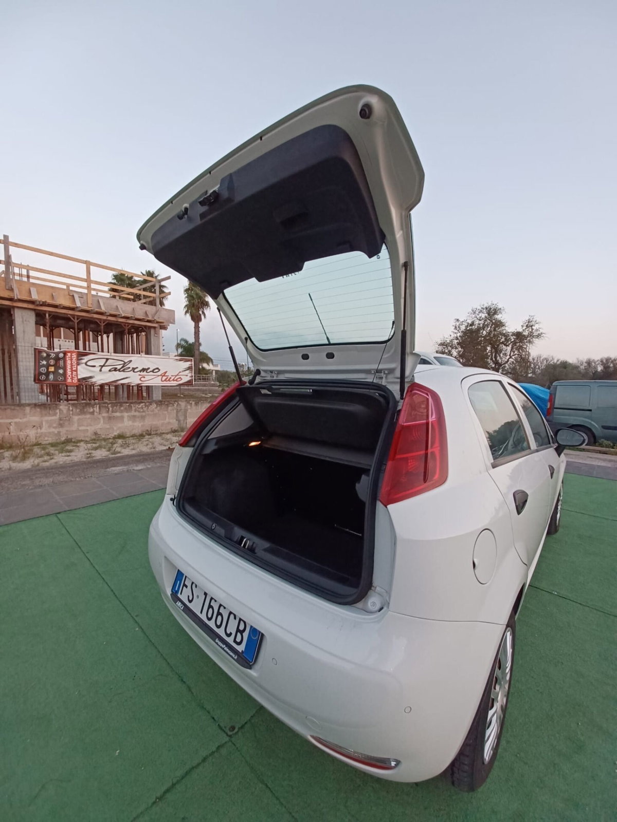 Fiat Punto 1.3 MJT II S&S 95 CV 5 porte Street (10)