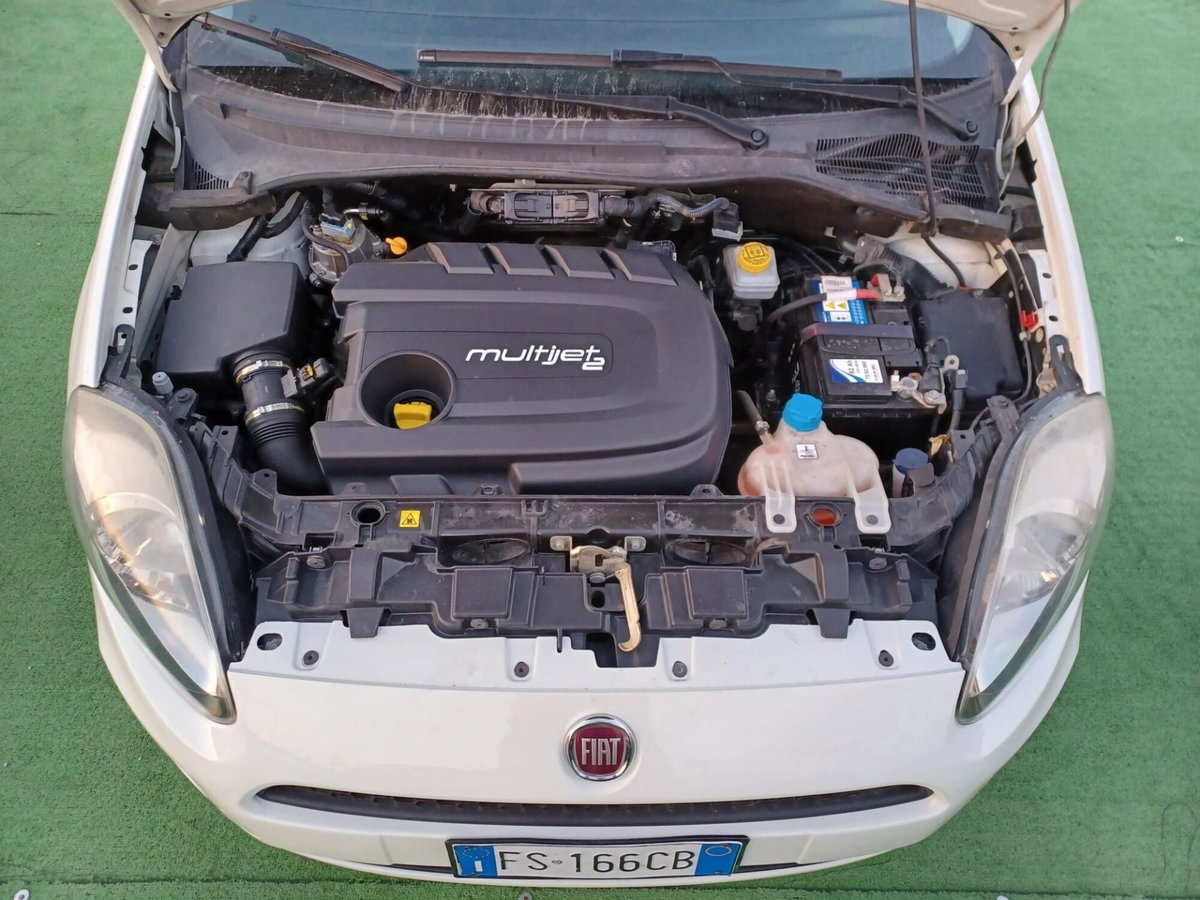 Fiat Punto 1.3 MJT II S&S 95 CV 5 porte Street (11)