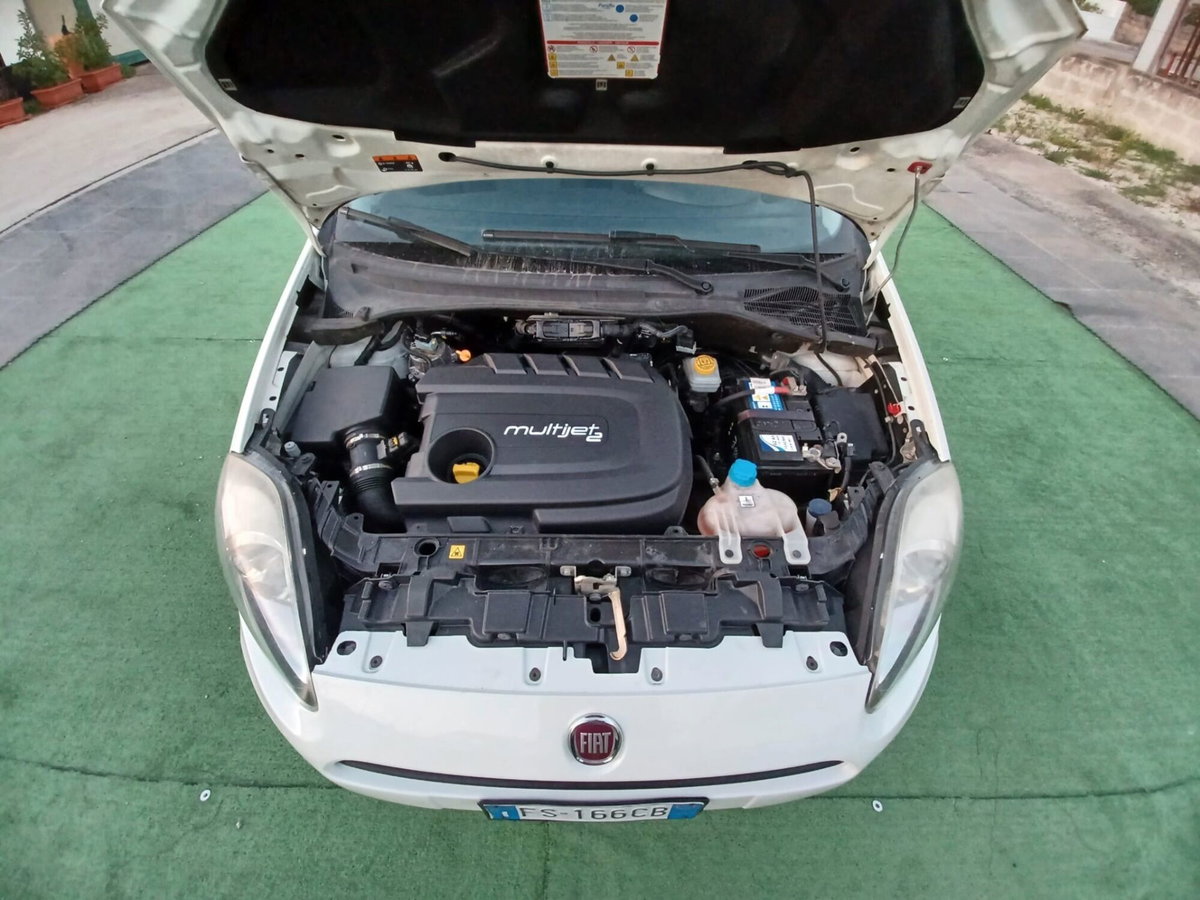 Fiat Punto 1.3 MJT II S&S 95 CV 5 porte Street (12)
