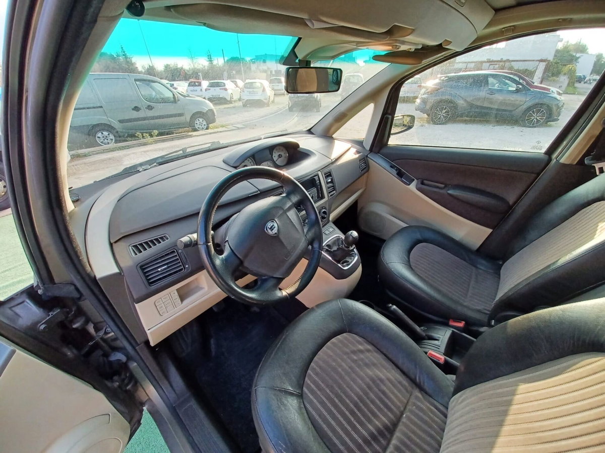Lancia Musa 1.3 Multijet 16V 90 CV Platino (12)