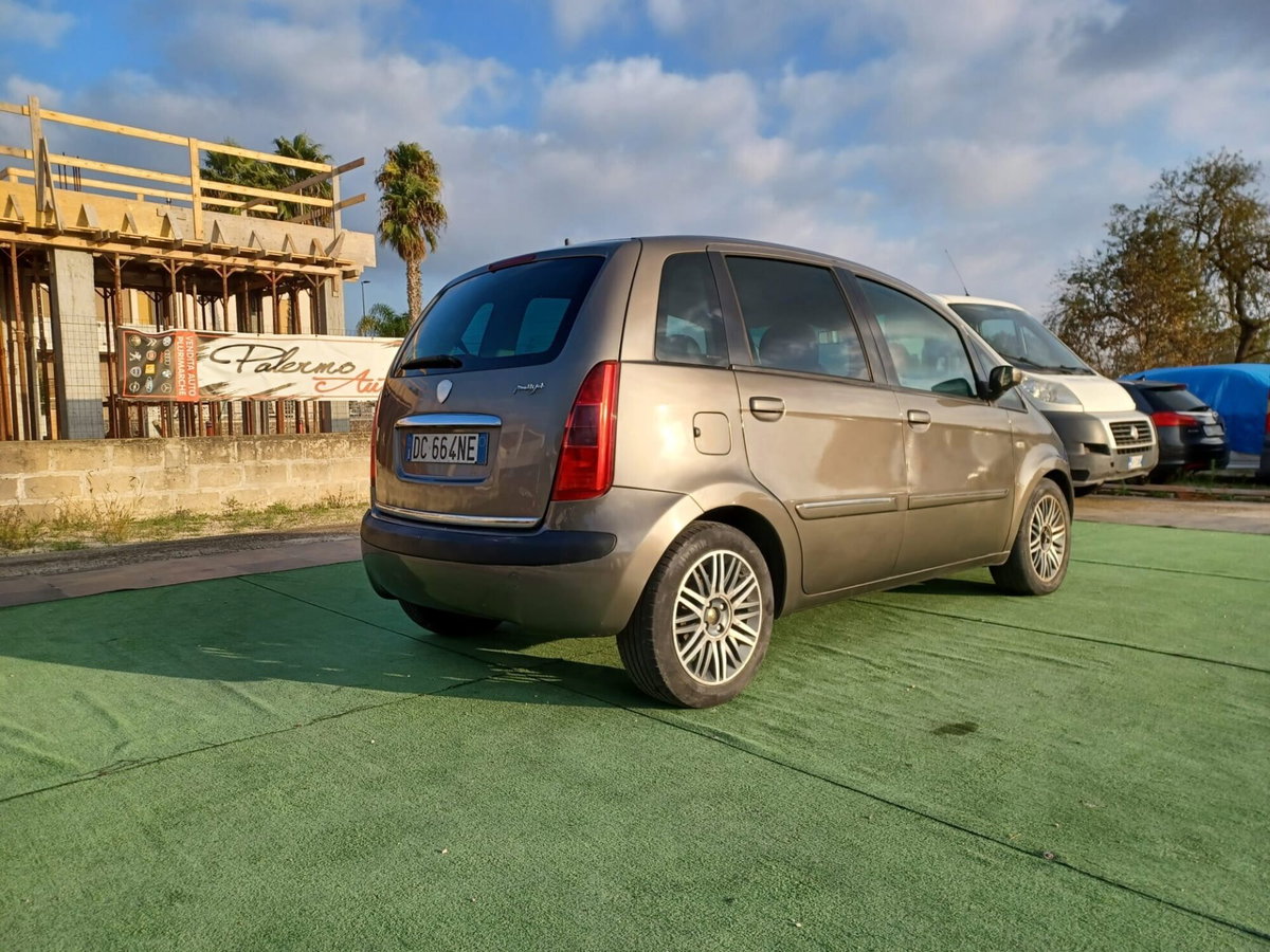 Lancia Musa 1.3 Multijet 16V 90 CV Platino (3)