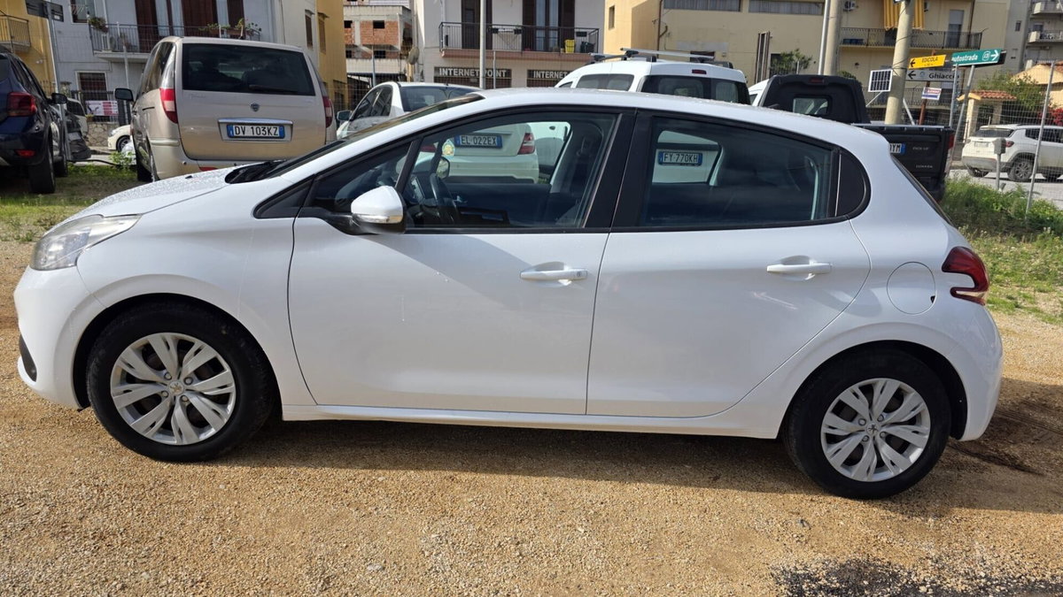 Peugeot 208 BlueHDi 100 Stop&Start 5 porte Active (3)