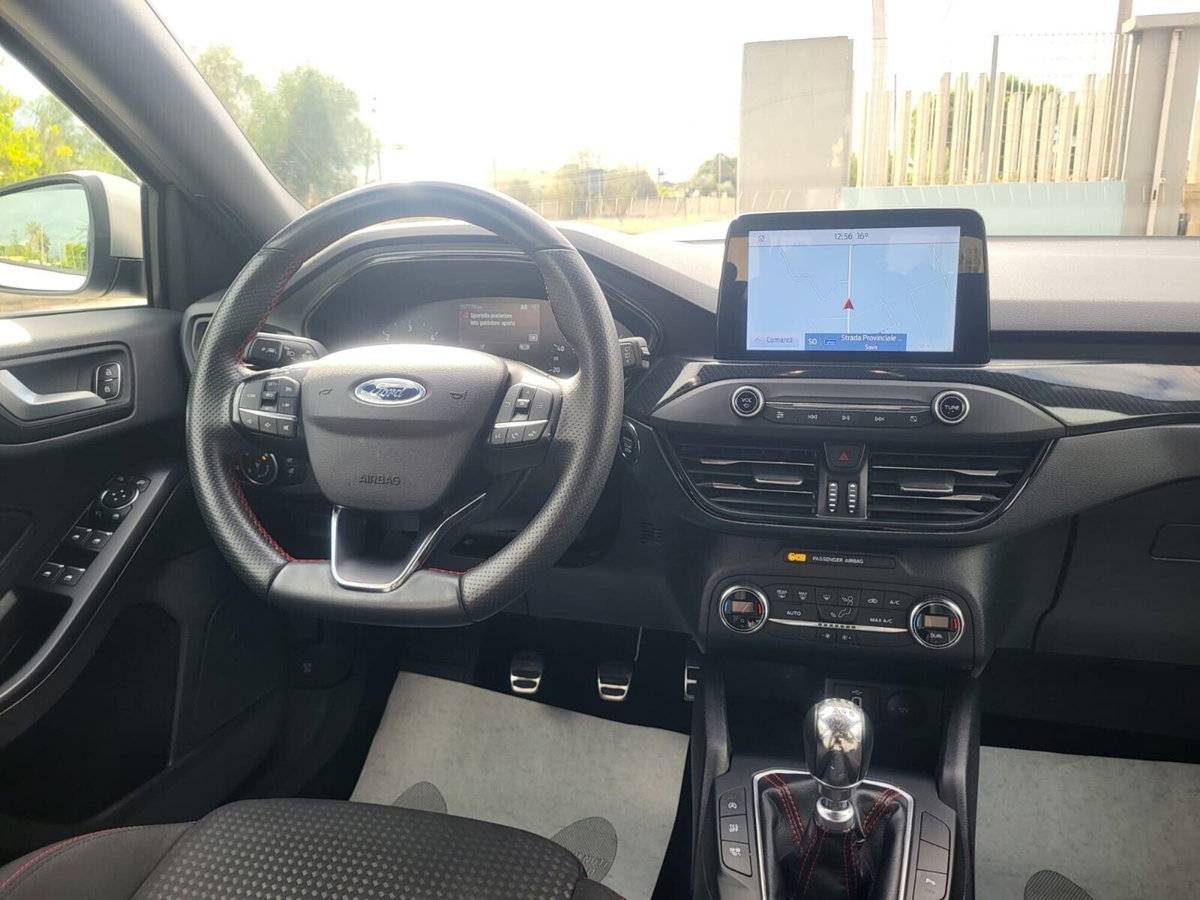 Ford Focus 1.5 EcoBlue 120 CV 5p. ST-Line (10)