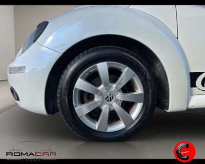 Volkswagen New Beetle 1.6 (9)