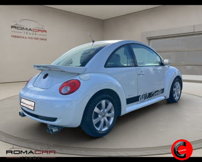 Volkswagen New Beetle 1.6 (2)