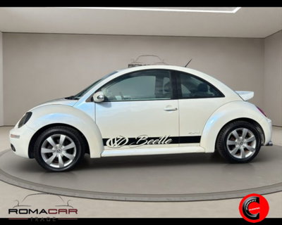 Volkswagen New Beetle 1.6 (4)